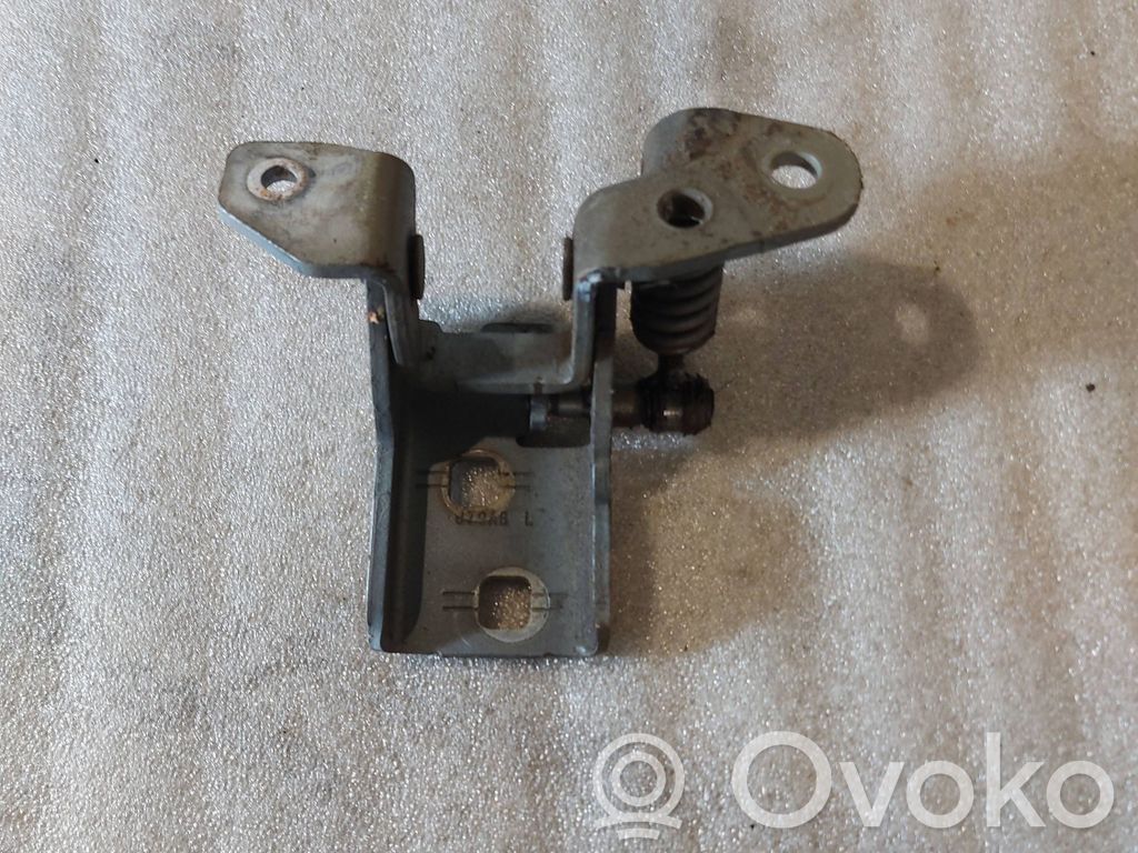 Front door upper hinge   879AB