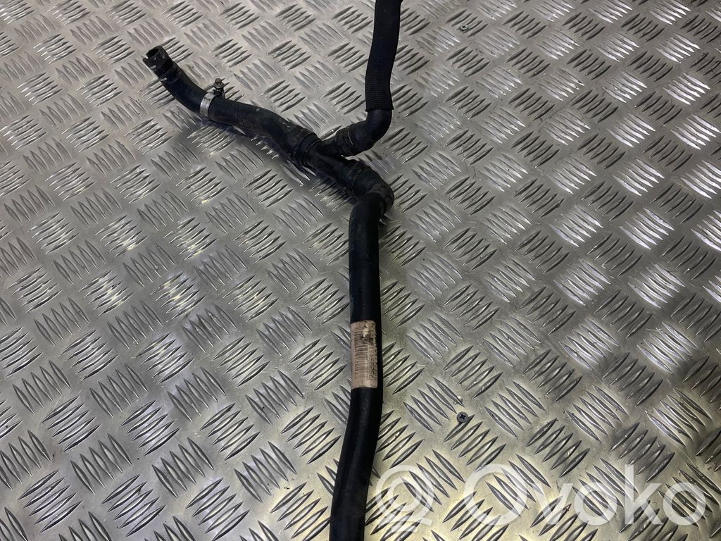 BMW 3 E90 E91 Engine coolant pipe/hose 