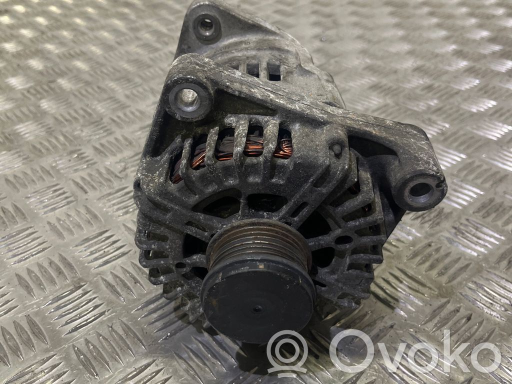 BMW 3 E90 E91 Alternador 