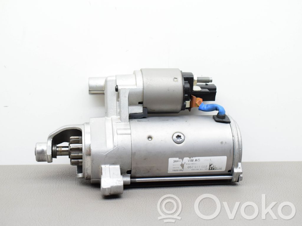 Audi Q7 4M Starter motor 
