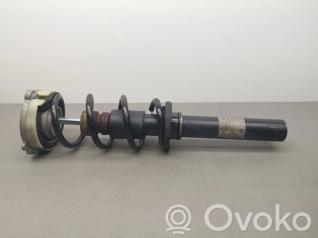 Audi A4 S4 B9 8W Stoßdämpfer vorne 