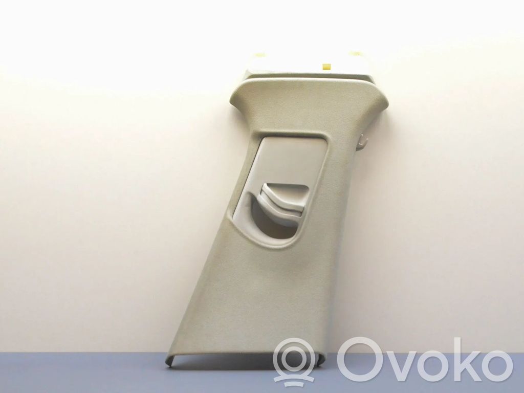 Osłona górna słupka / B   4G0867294