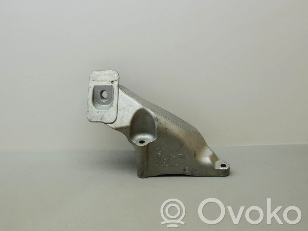 BMW X6 E71 Engine mounting bracket 