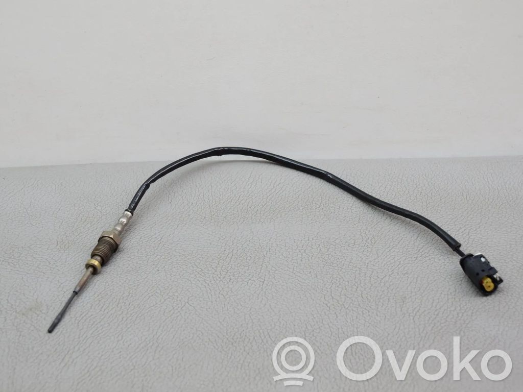 BMW 3 F30 F35 F31 Izplūdes gāzu temperatūras sensors 