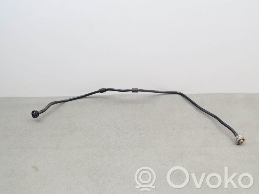 Audi A4 S4 B9 8W Conductă/furtun vacuum 