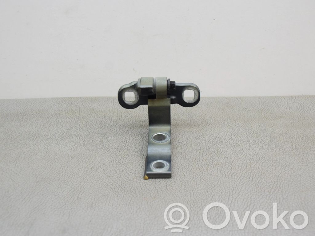 Volvo XC90 Front door upper hinge 
