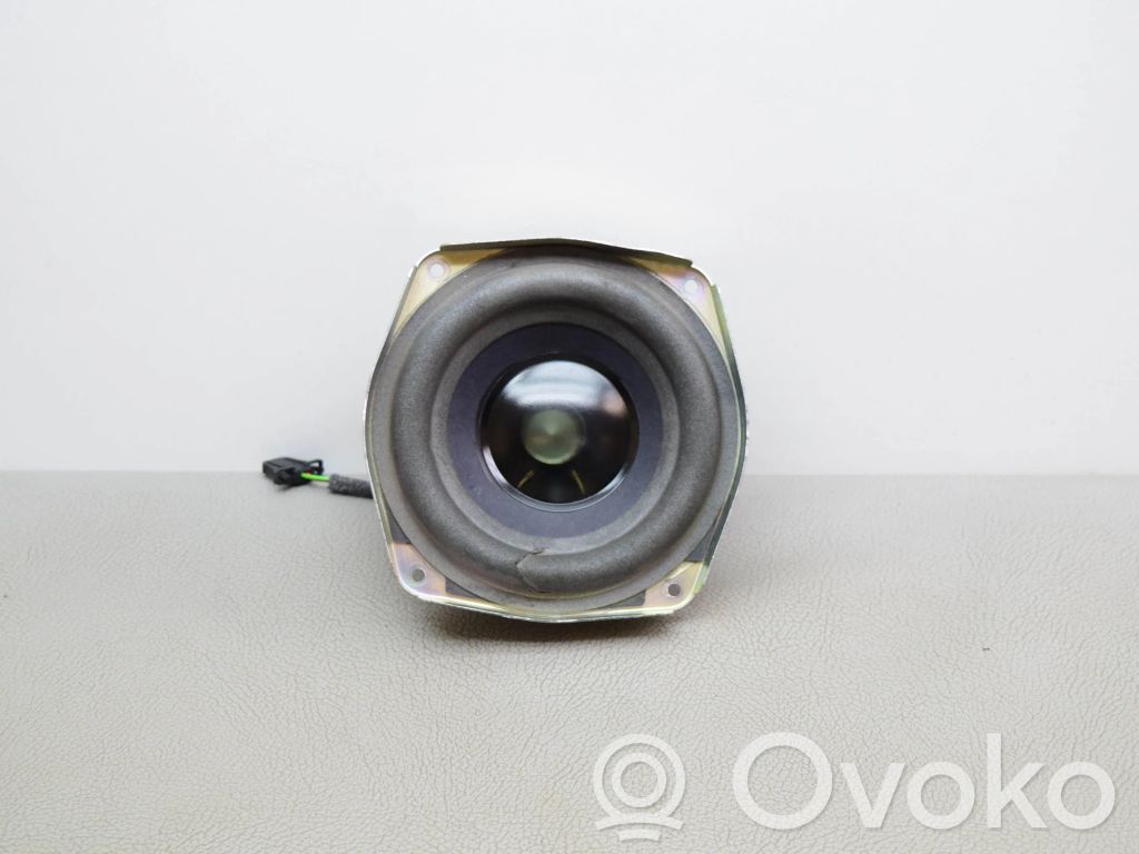 Audi Q7 4M Altavoz subwoofer 