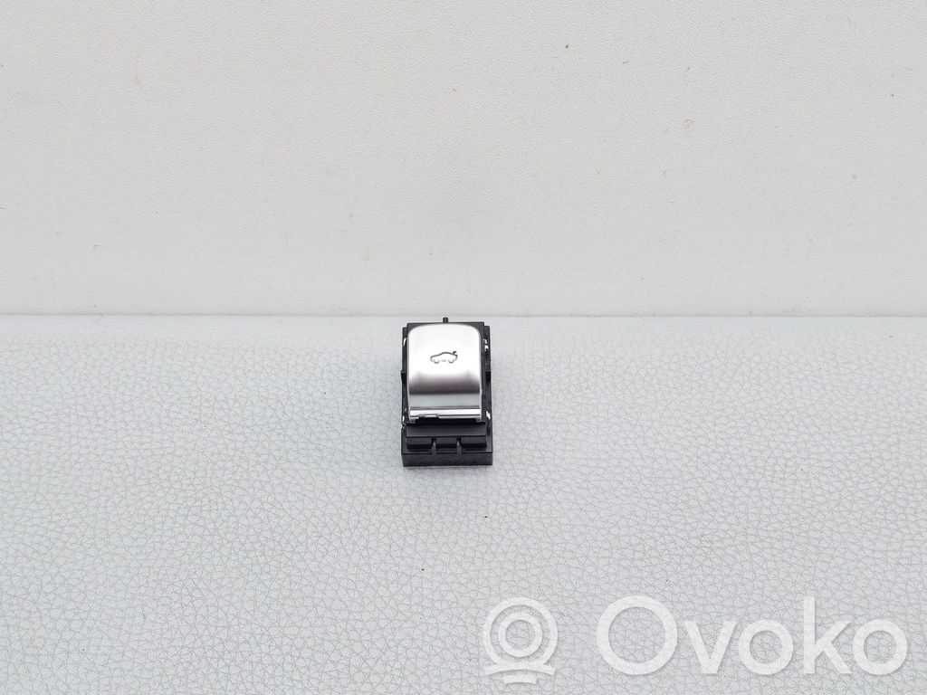 BMW iX3 G08 Tailgate/boot open switch button 