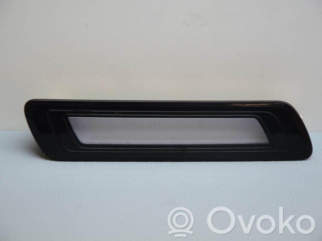 Audi Q7 4M Luz del asiento delantero 