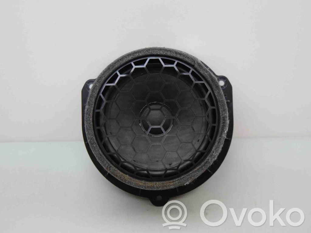 Audi Q7 4M Altavoz de la puerta trasera 