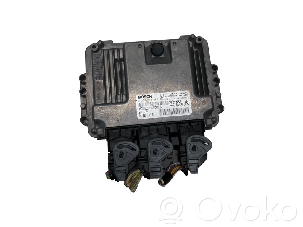 Peugeot 407 Engine control unit/module 