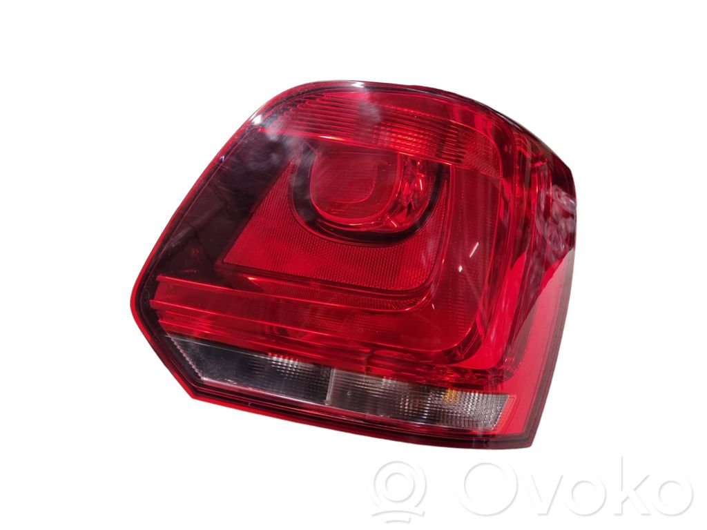 Volkswagen Polo V 6R Lampa tylna 