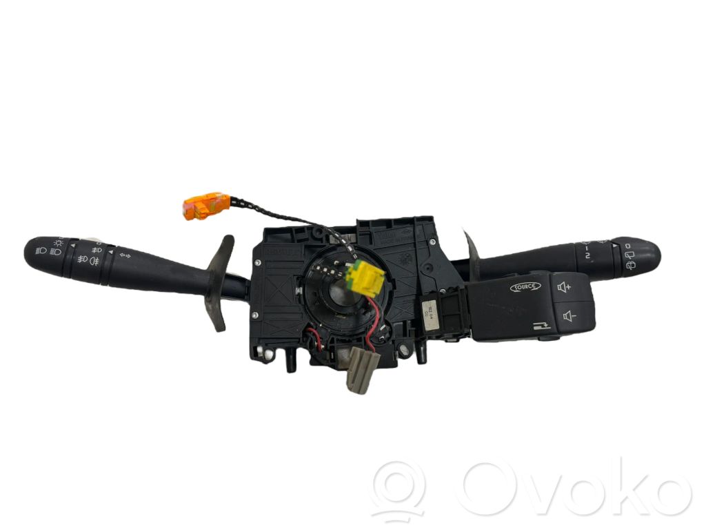 Renault Clio II Wiper turn signal indicator stalk/switch 