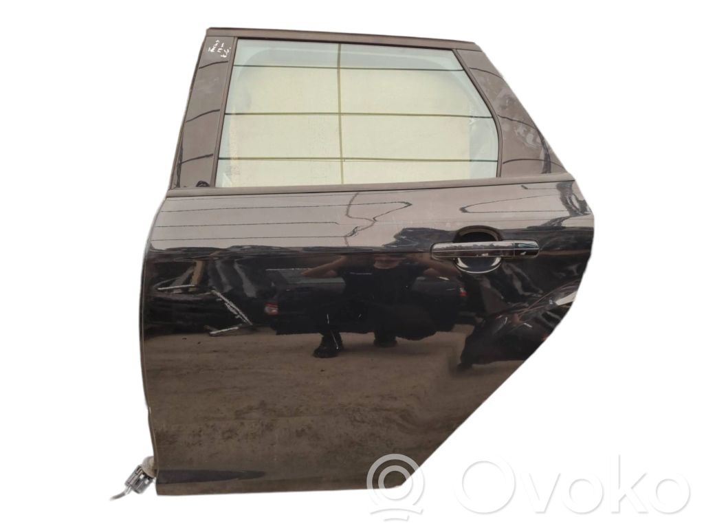Ford Focus Galinės durys 