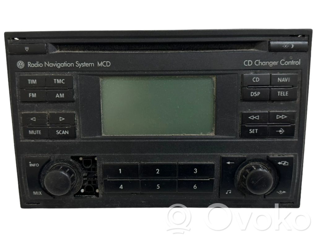 Volkswagen Transporter - Caravelle T5 Unidad delantera de radio/CD/DVD/GPS 