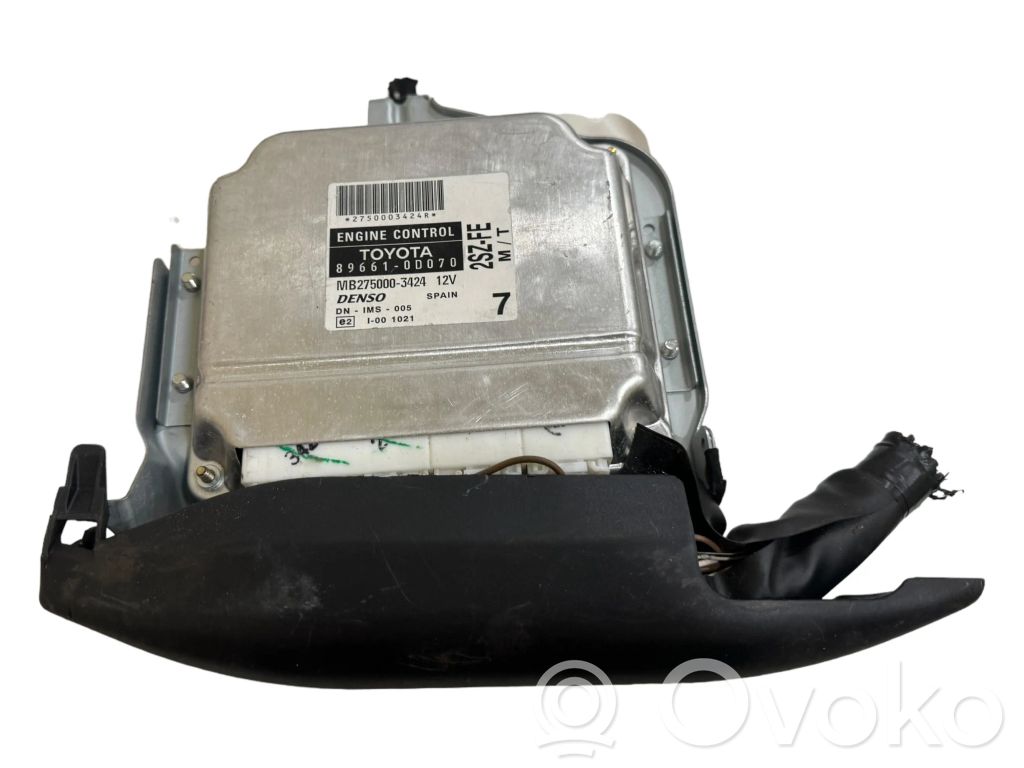 Toyota Yaris Engine control unit/module 