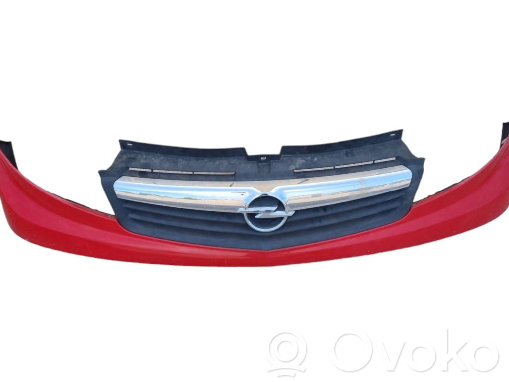 Opel Vivaro Parachoques delantero 