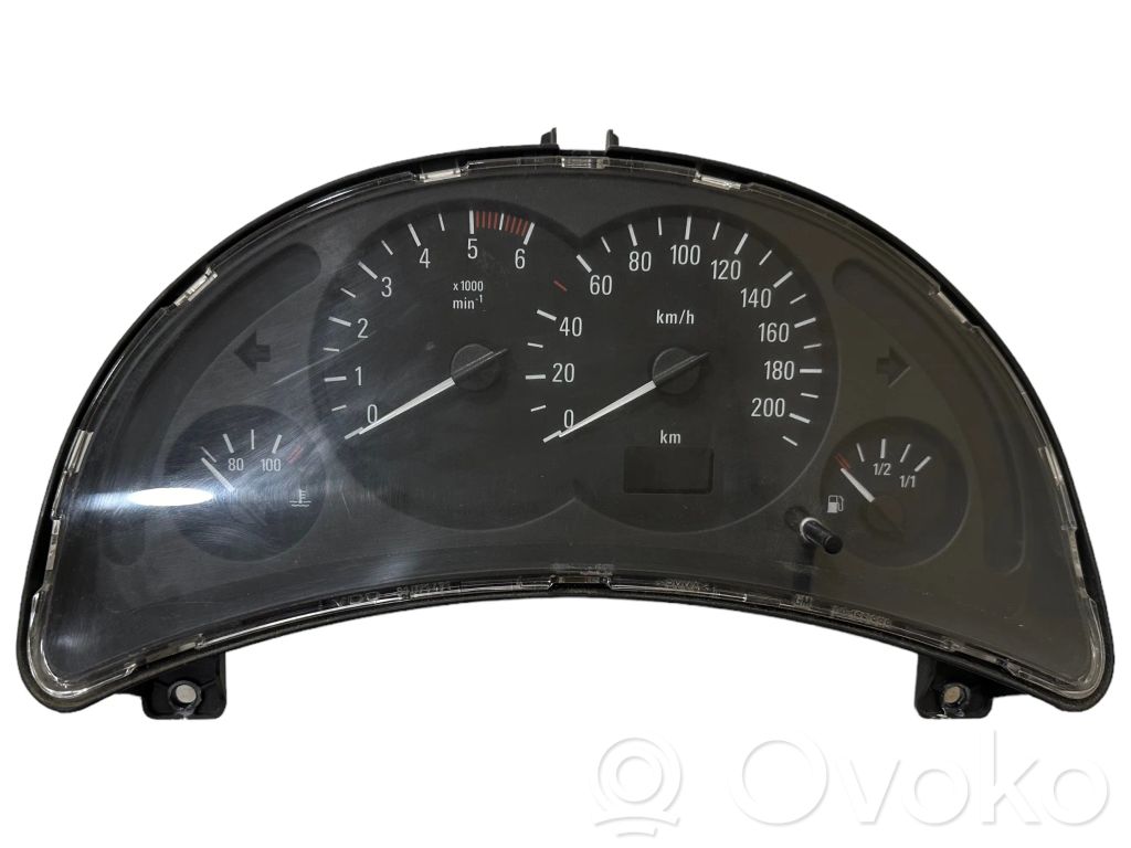 Opel Combo C Geschwindigkeitsmesser Cockpit 