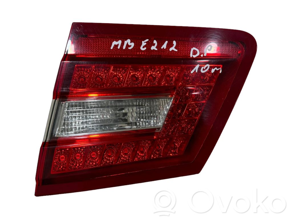Mercedes-Benz E W212 Lampă spate în caroserie 
