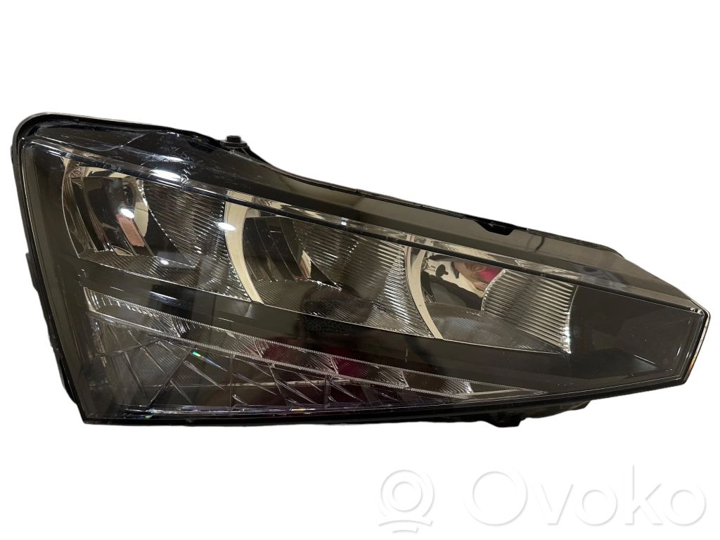 Skoda Scala Headlight/headlamp 