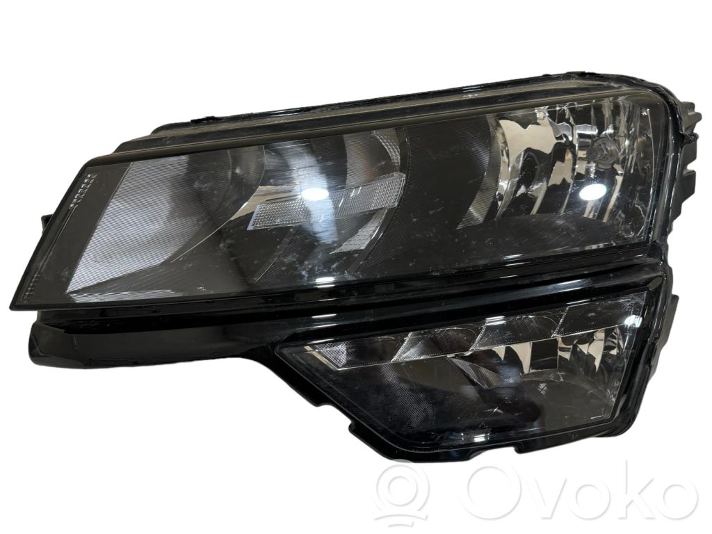 Skoda Karoq Lampa przednia 