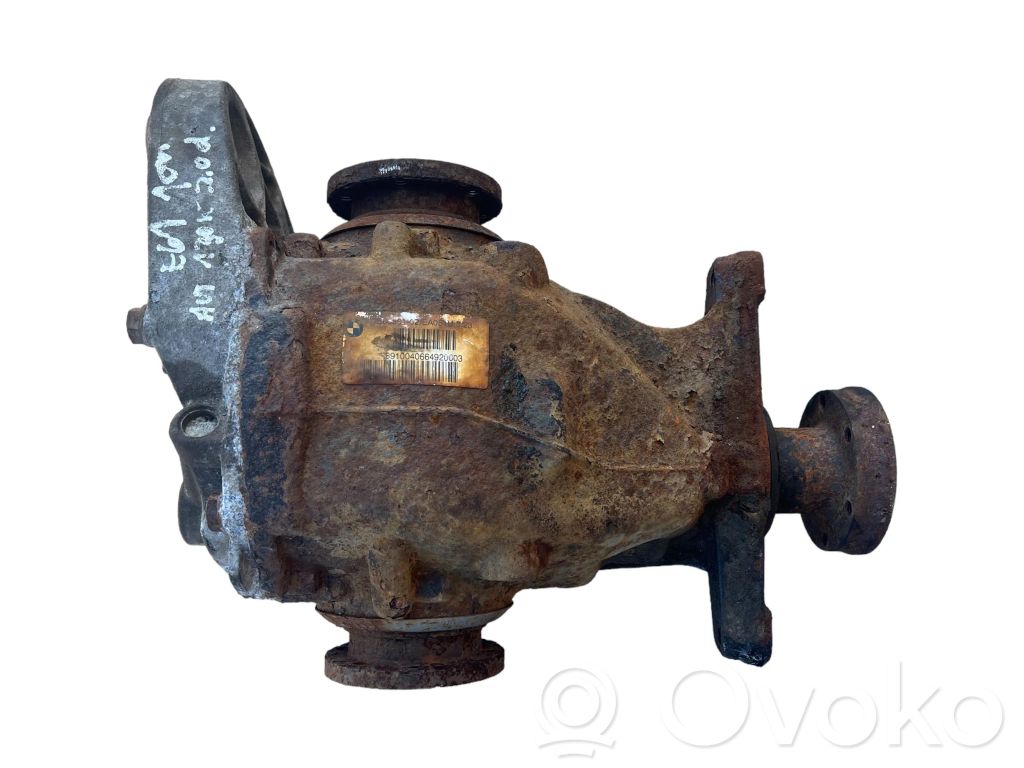 Tylny mechanizm różnicowy   7560591,EA081U323,8910040664920003