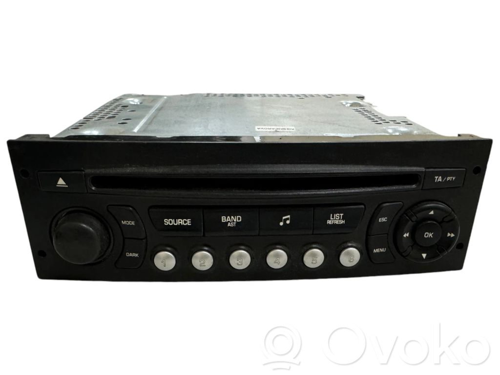 Peugeot 207 Radio/CD/DVD/GPS head unit 