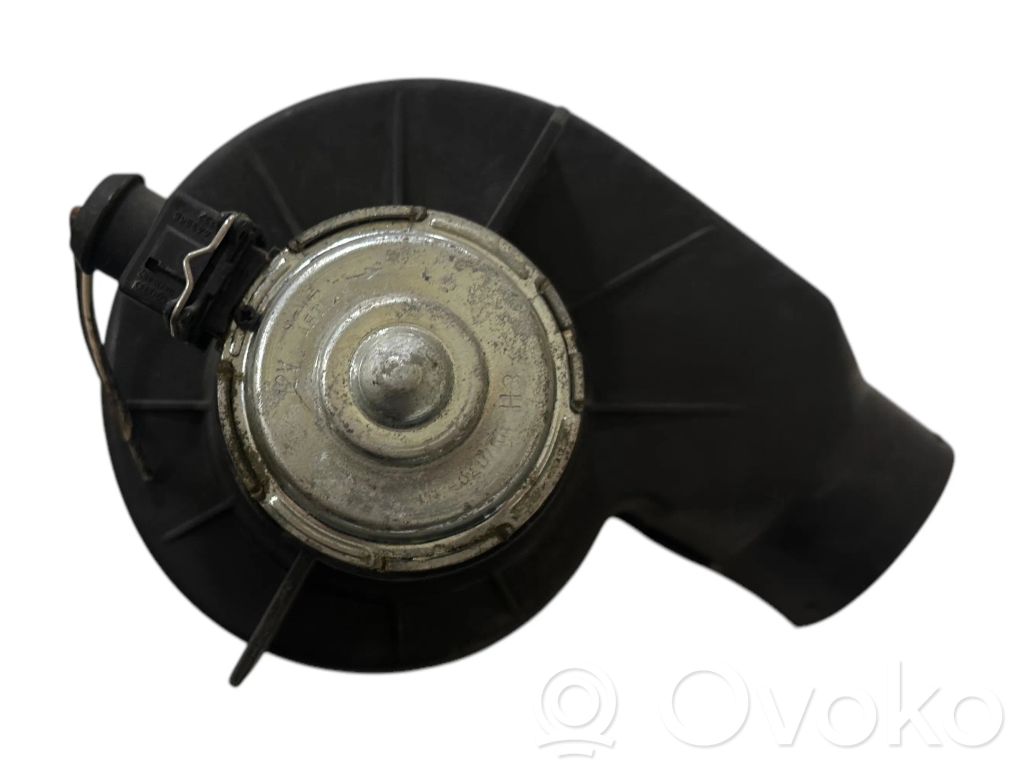 Audi 80 90 S2 B4 Mazā radiatora ventilators 