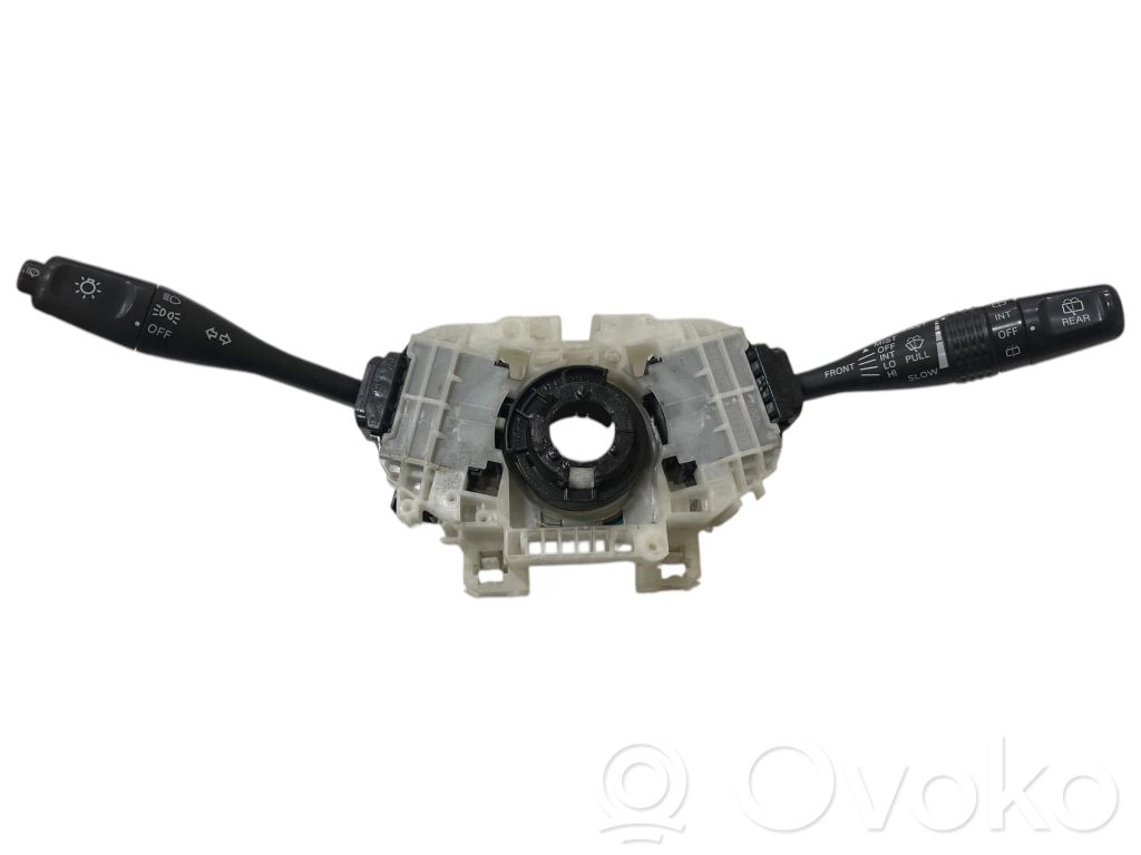 Mitsubishi Outlander Commodo, commande essuie-glace/phare 