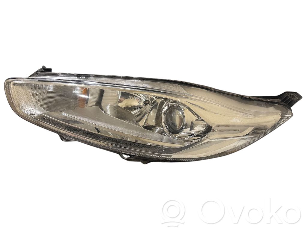 Ford Fiesta Headlight/headlamp 