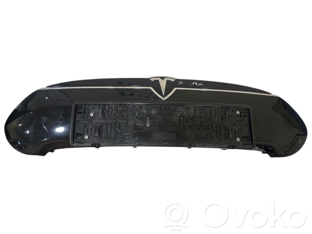 Tesla Model S Front bumper upper radiator grill 