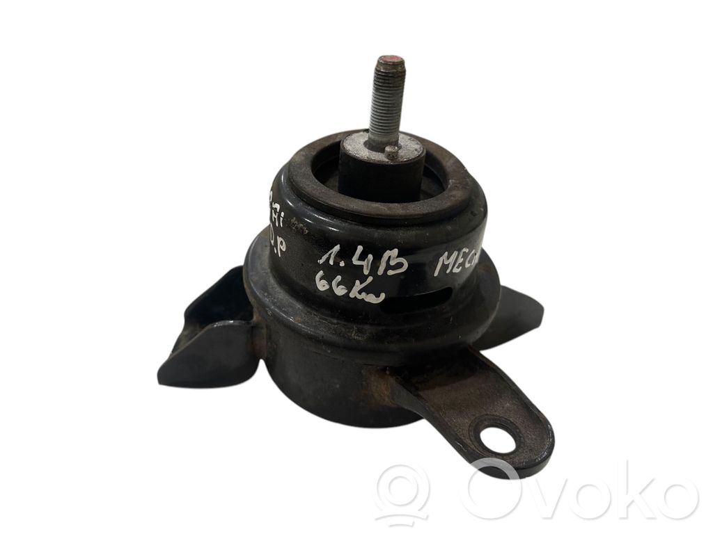 Hyundai ix20 Engine mount bracket 