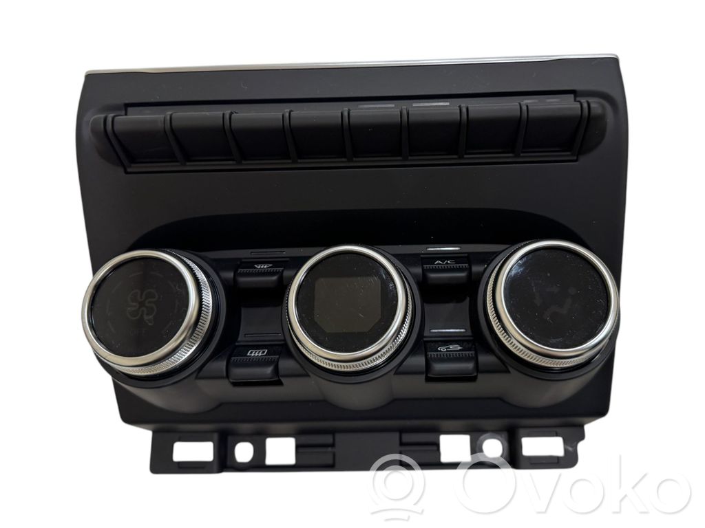 Renault Zoe Climate control unit 