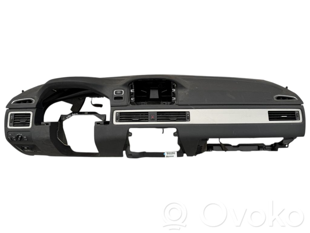 Volvo V70 Dashboard 