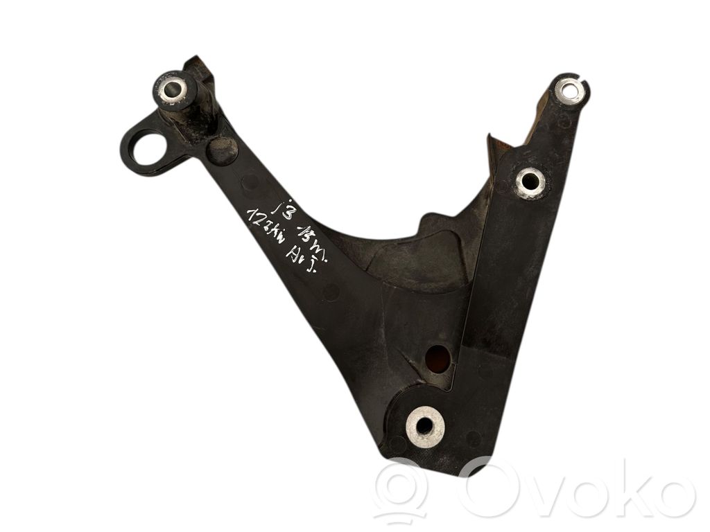 Engine mounting bracket   6793377