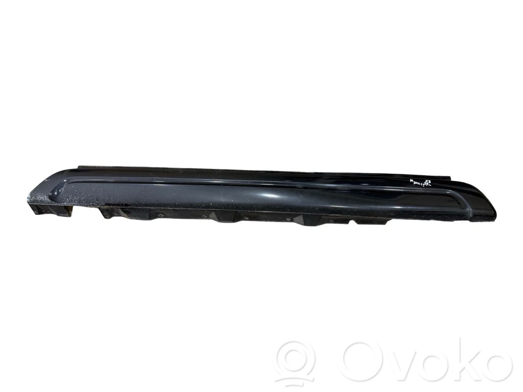 BMW X3 E83 Sill 