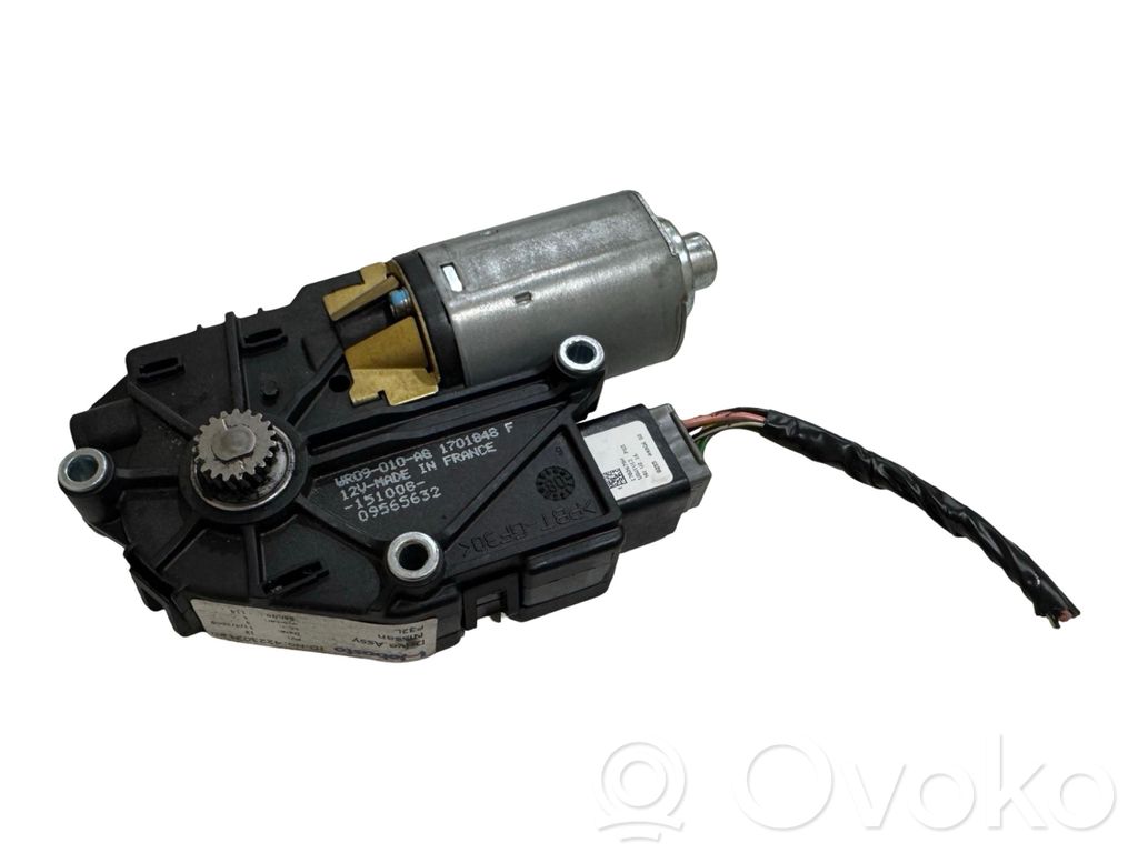 Nissan Qashqai Sunroof motor/actuator 