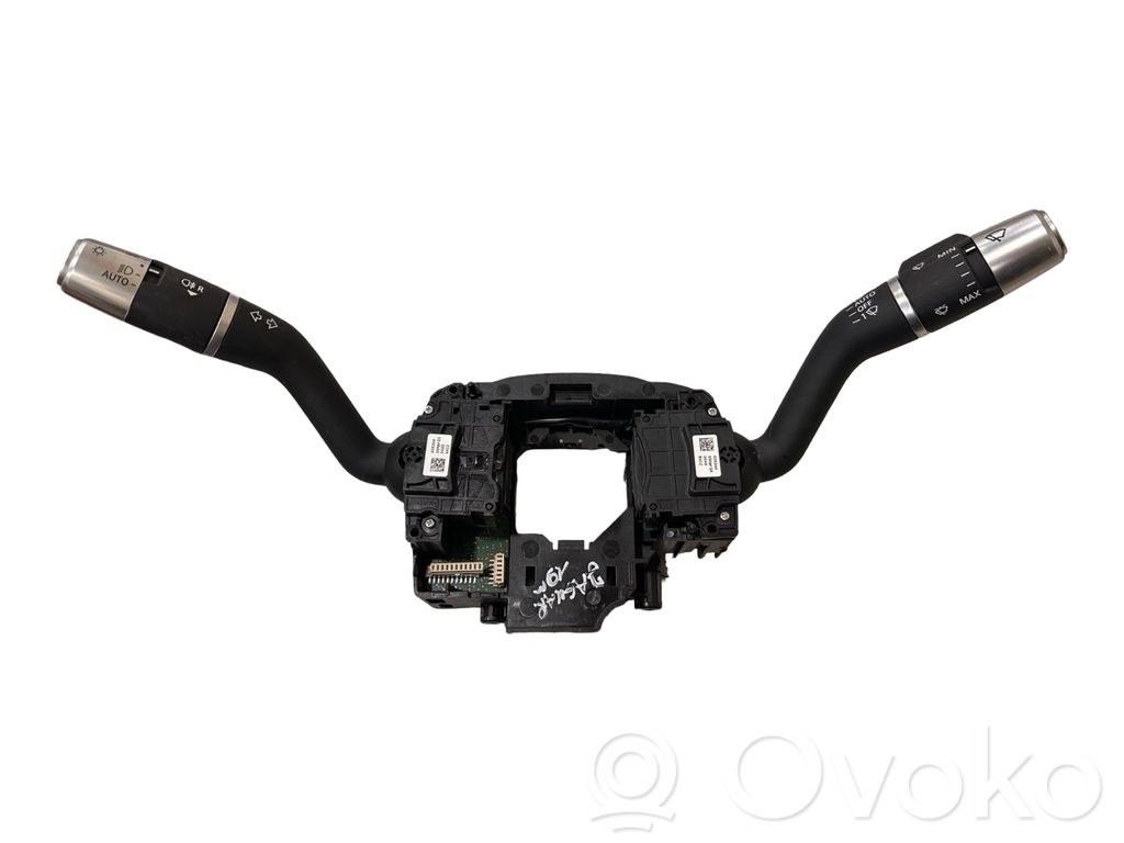 Jaguar I-Pace Wiper turn signal indicator stalk/switch 
