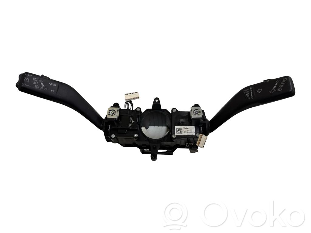 Skoda Octavia Mk2 (1Z) Wiper turn signal indicator stalk/switch 