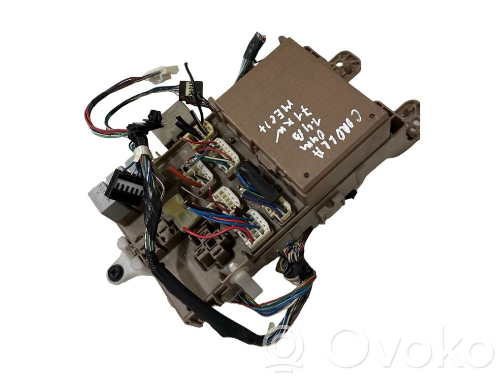 Toyota Corolla E120 E130 Sulakemoduuli 