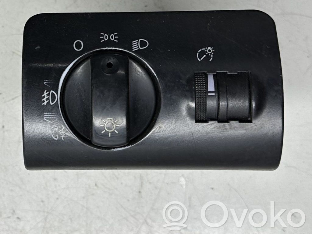 Audi A6 S6 C5 4B Interruptor de luz 