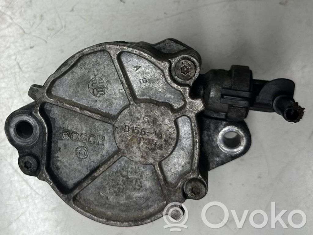 Vacuum pump