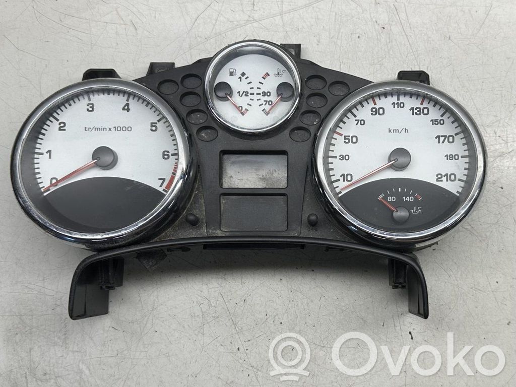 Peugeot 207 Speedometer (instrument cluster) 