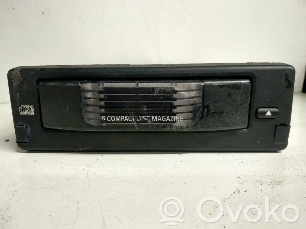 BMW 5 E60 E61 CD/DVD keitiklis 