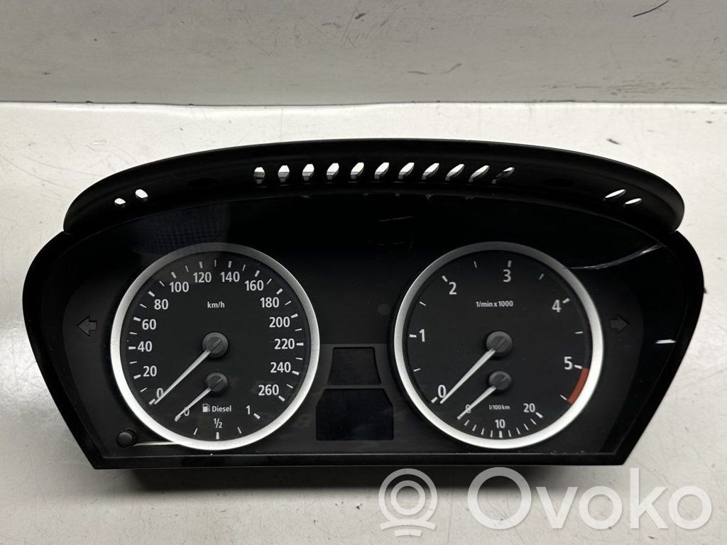 BMW 5 E60 E61 Speedometer (instrument cluster) 