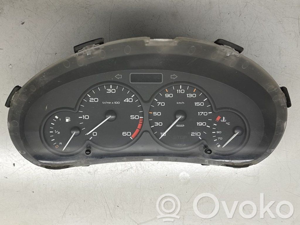Speedometer (instrument cluster)