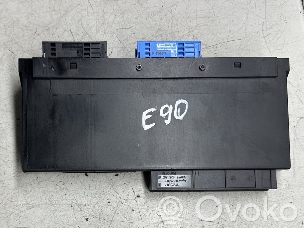 BMW 3 E90 E91 Komforto modulis 