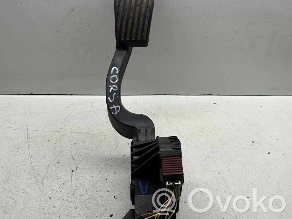 Akceleratoriaus pedalas   55702020