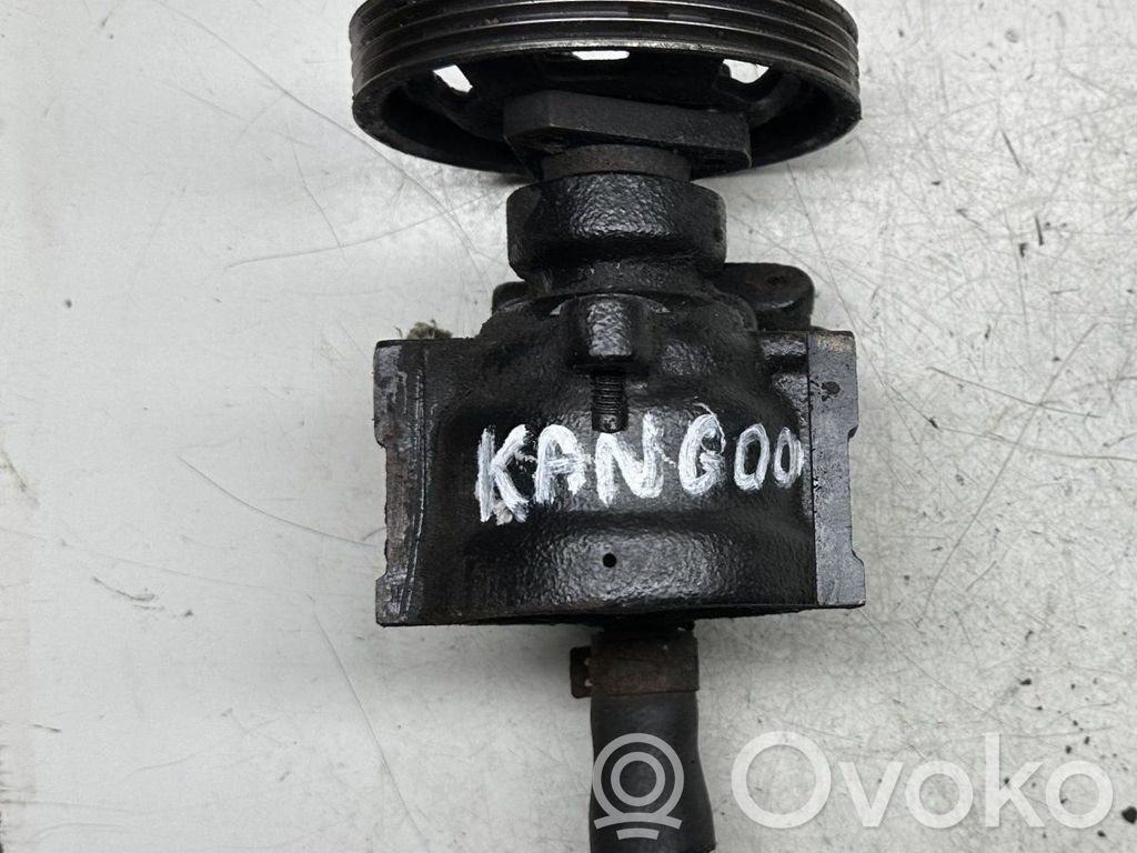 Renault Kangoo I Ohjaustehostimen pumppu 