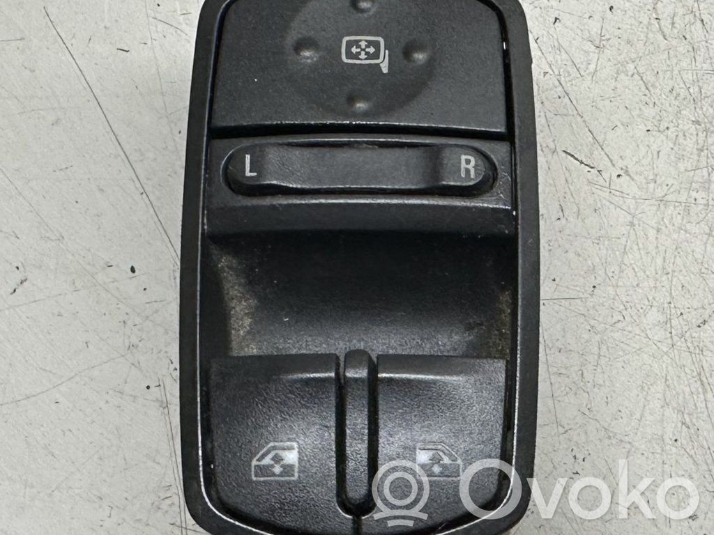 Opel Corsa D Interruptor del elevalunas eléctrico 